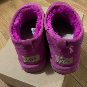 ultra mini pink uggs
